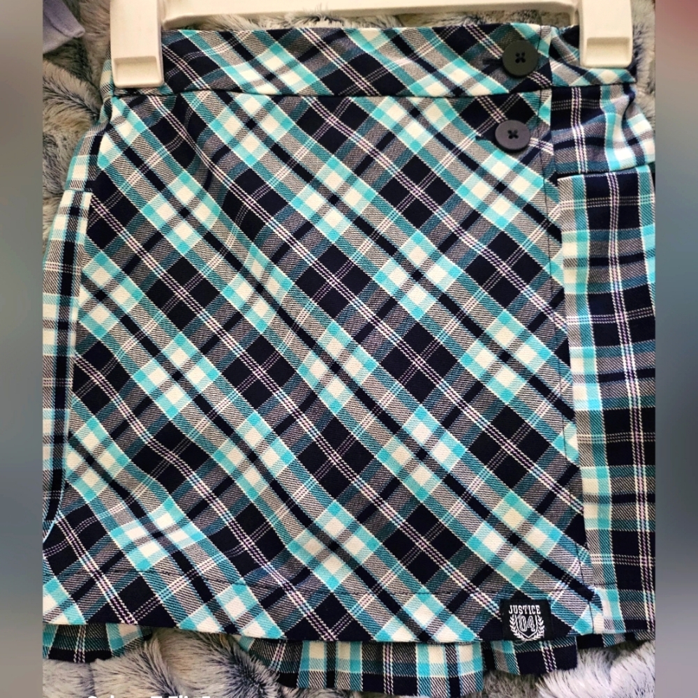 Justice skort